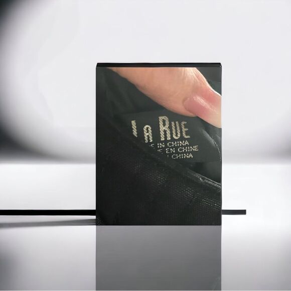 LA RUE Bags l Black Croc Leather Strap l Shoulder l Buckle Decor l Medium l EUC - Picture 7 of 10